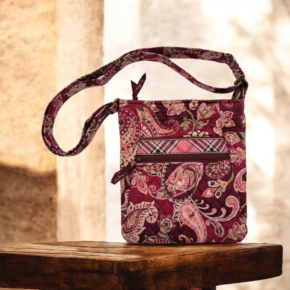 Vera Bradley Hipster Crossbody Bag Very Berry Magenta Paisley Pattern Quilted